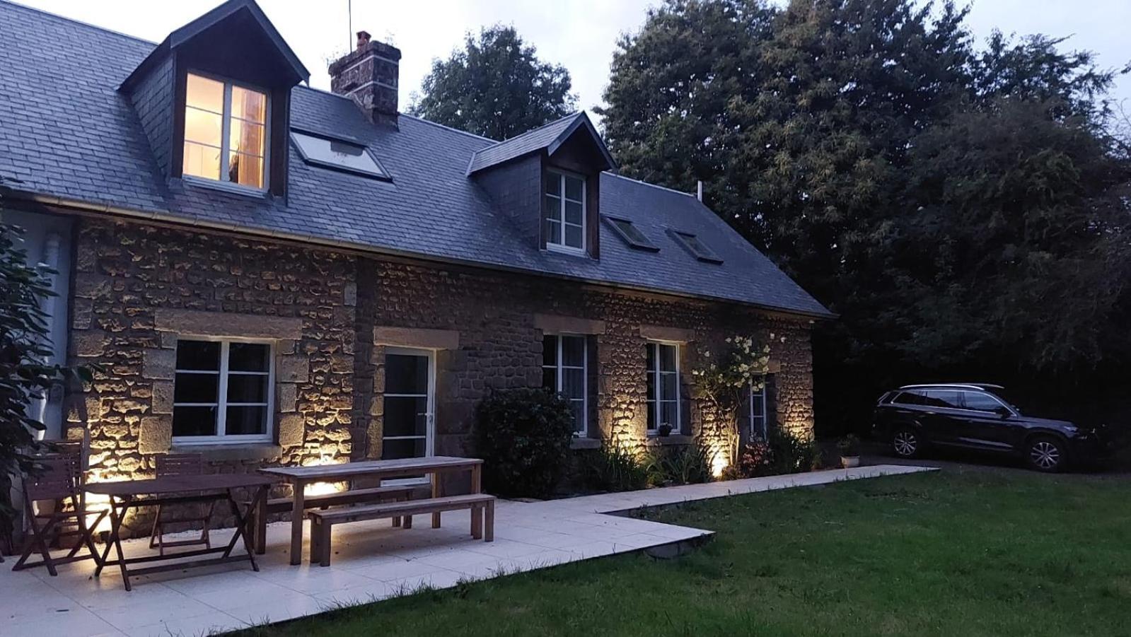 Maison La Riviere Reffuveille Bagian luar foto